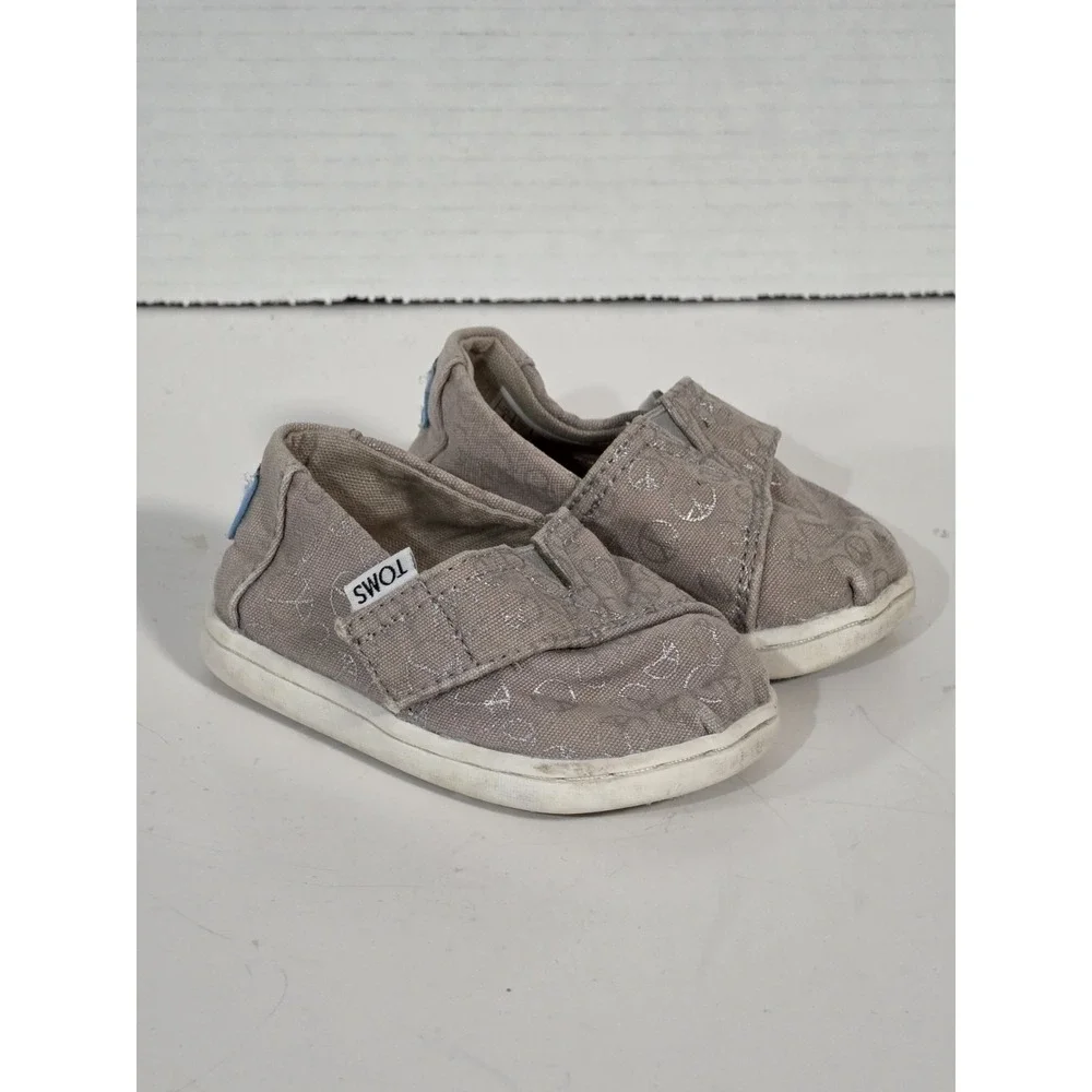 Toms Toddler Unisex Sz 4m Gray Metallic Peace Sign Slip Canvas On Shoes
